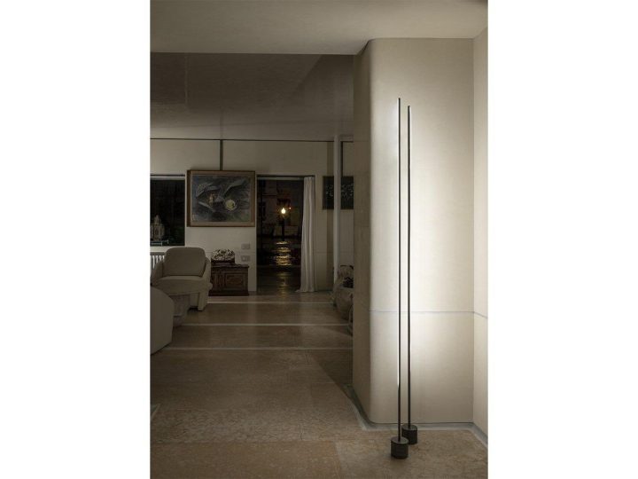 Essential Floor Lamp, Reflex