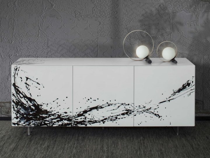 Essenzia Art Sideboard, Riflessi