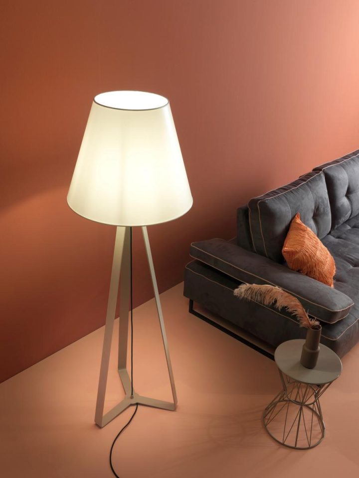 Etre' Floor Lamp, Zava