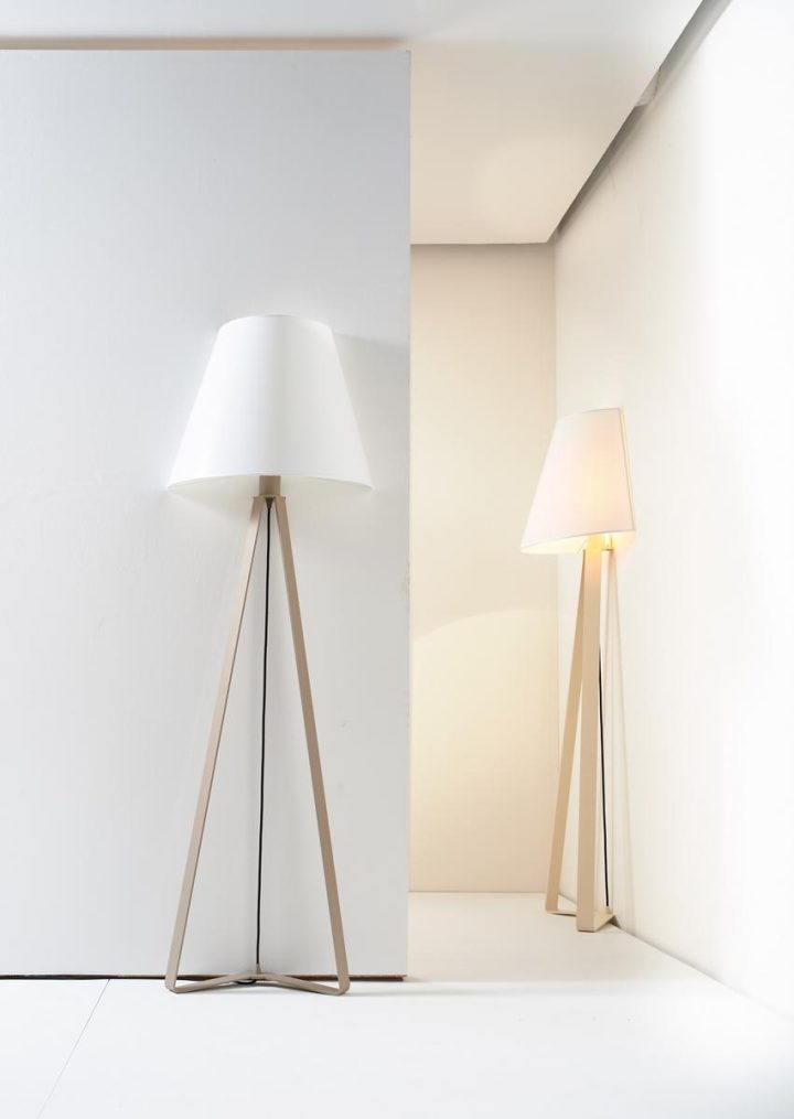 Etre' Wall Lamp, Zava