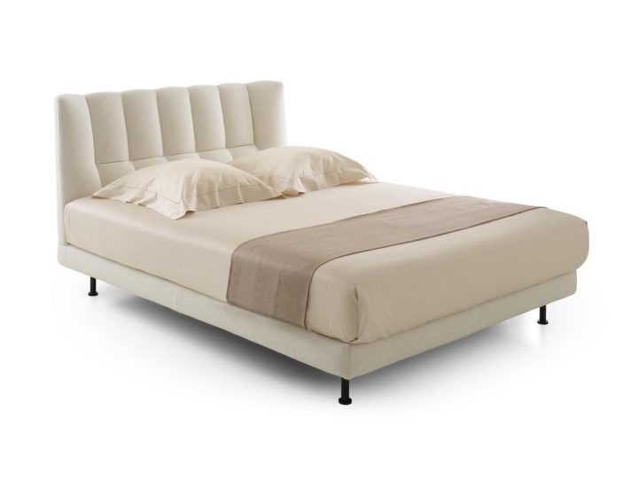 Evisa Bed, Ligne Roset