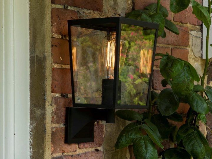 Farringdon Outdoor Wall Lamp, Astro Lighting