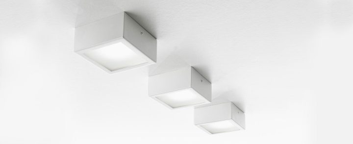 Four Wall Lamp, Panzeri