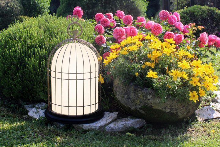 Freedom Battery + Accessories Outdoor Floor Lamp, Contardi