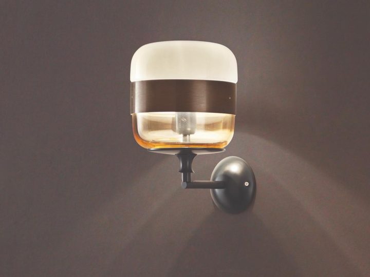 Futura Ap Wall Lamp, Vistosi