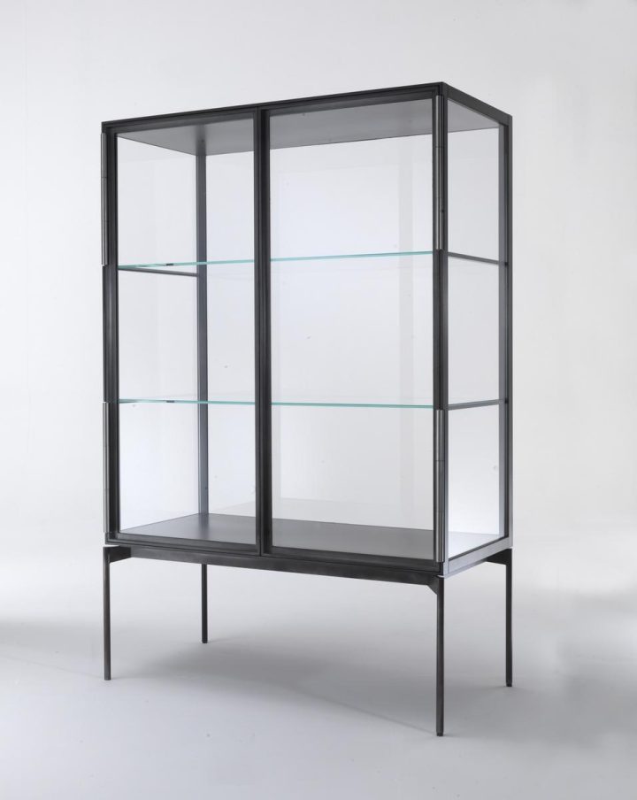 Galerist Display Cabinet, Lema