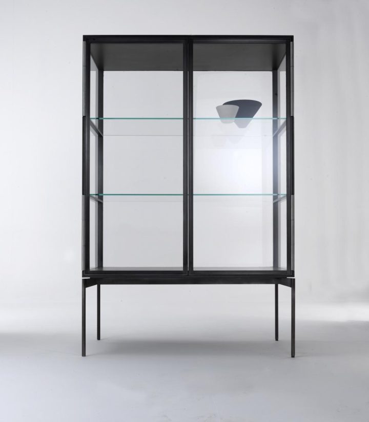 Galerist Display Cabinet, Lema