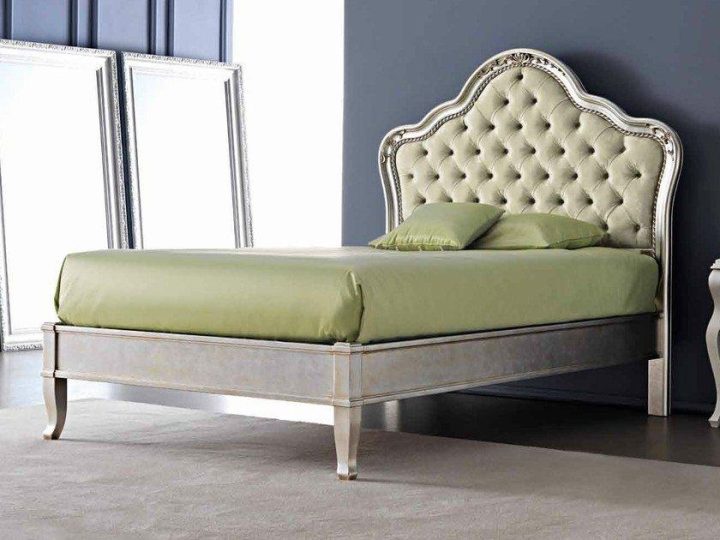 Gemma Bed, Corte Zari