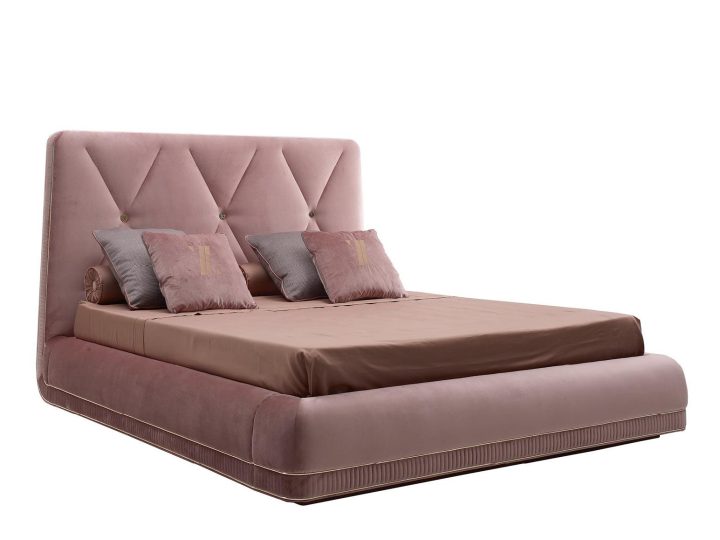 Gilda Bed, Volpi