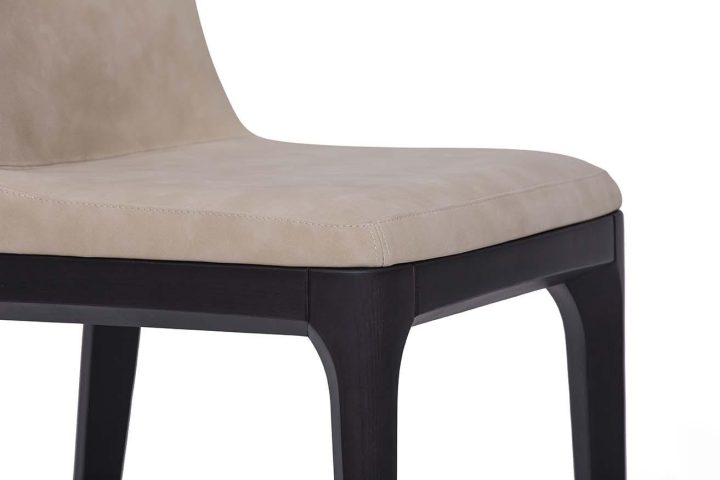 Gilda Chair, Tonin Casa