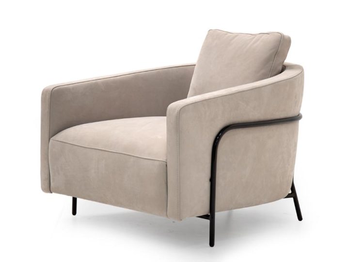 Giulia Armchair, Formitalia