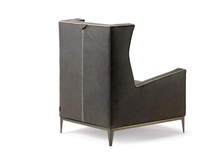 Goldfinger Armchair, Arketipo