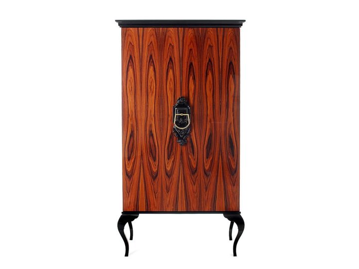 Guggenheim Highboard, Boca Do Lobo