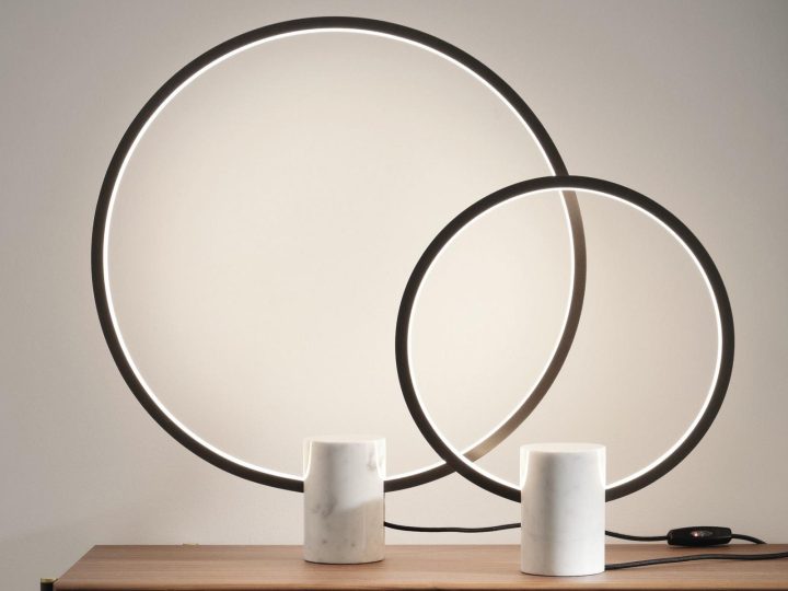 Halo Table Lamp, Porada