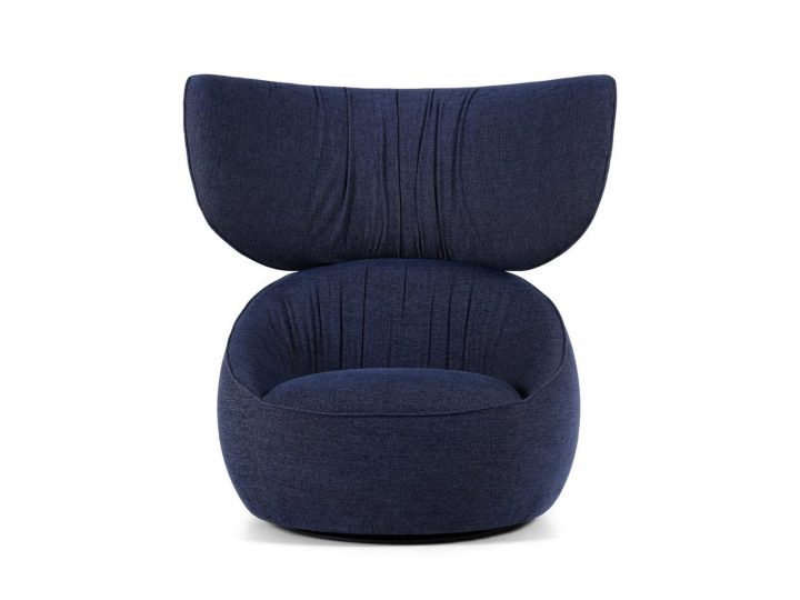 Hana Wingback Swivel Armchair, Moooi