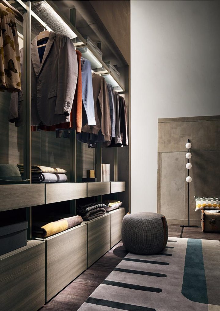 Hangar Walk In Closet, Lema