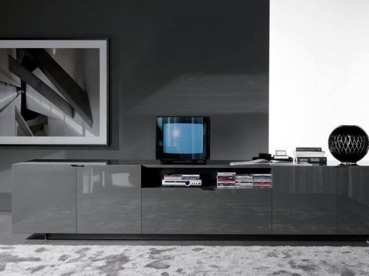 Harvey Line Sideboard, Minotti