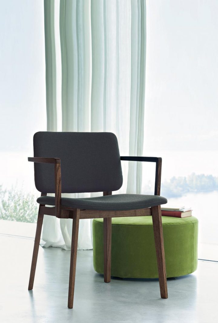 Hati Chair, Lema