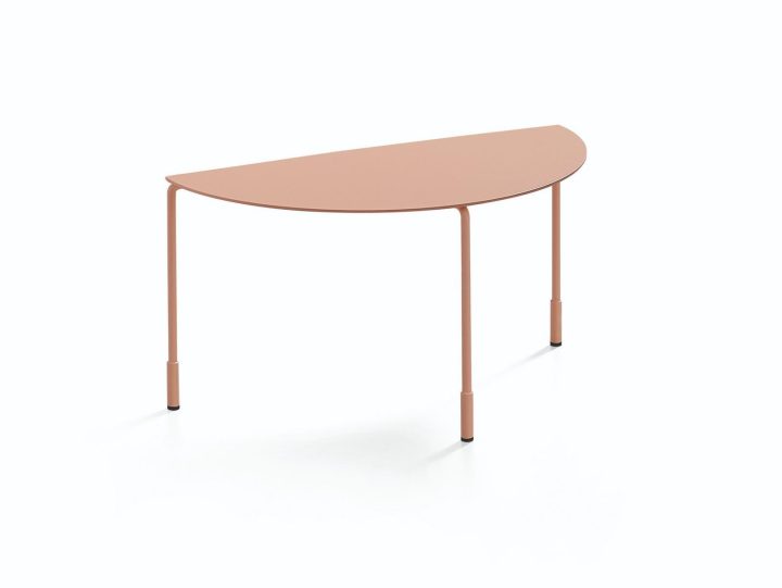 Hoodi Lounge Table, Midj