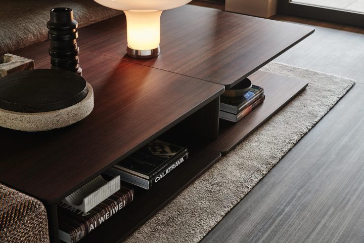 Hugo Coffee Table, Molteni