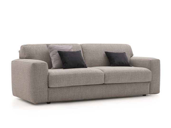 Isabel Sofa, Ditre Italia