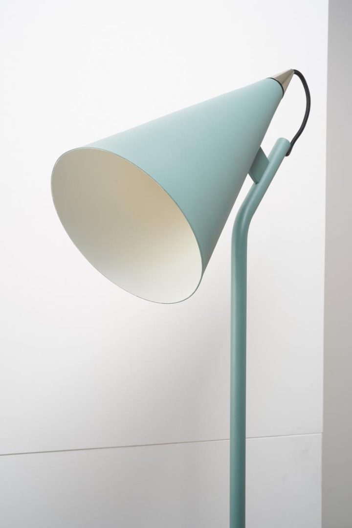 Jeena Floor Lamp, Zava