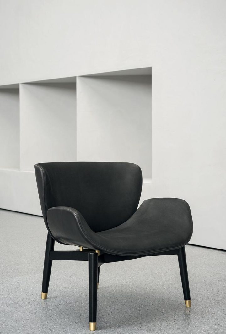 Jorgen Armchair, Baxter