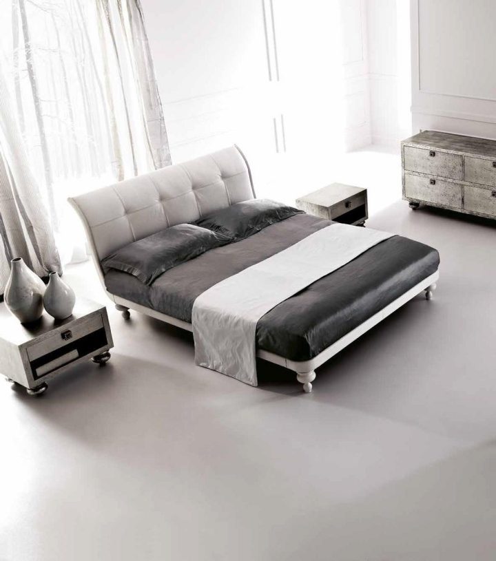 Keope Ii Bed, Corte Zari