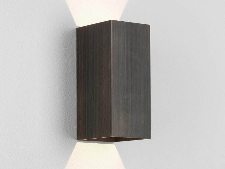 Kinzo 210 Wall Lamp, Astro Lighting