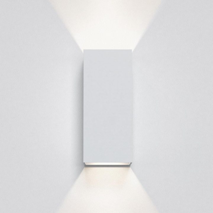 Kinzo 210 Wall Lamp, Astro Lighting