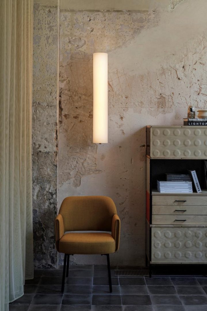 Kontur 6444 Wall Lamp, Vibia