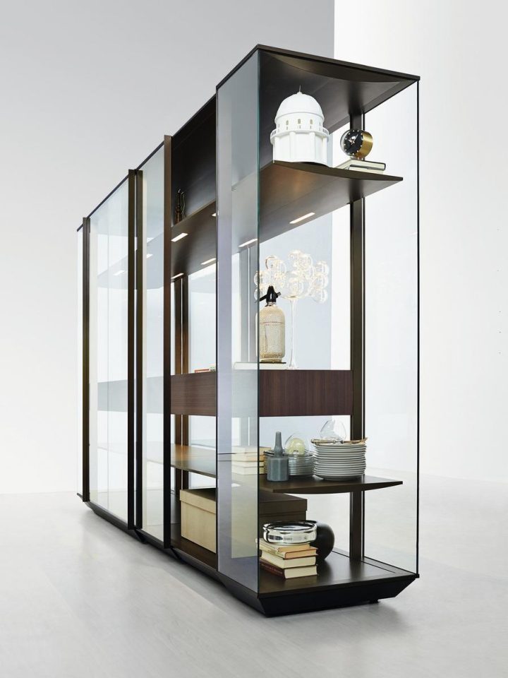 Kristal Wardrobe, Molteni