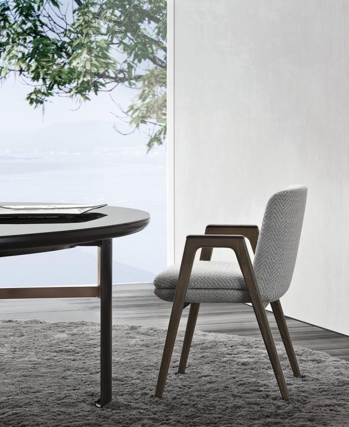 Lance Chair, Minotti