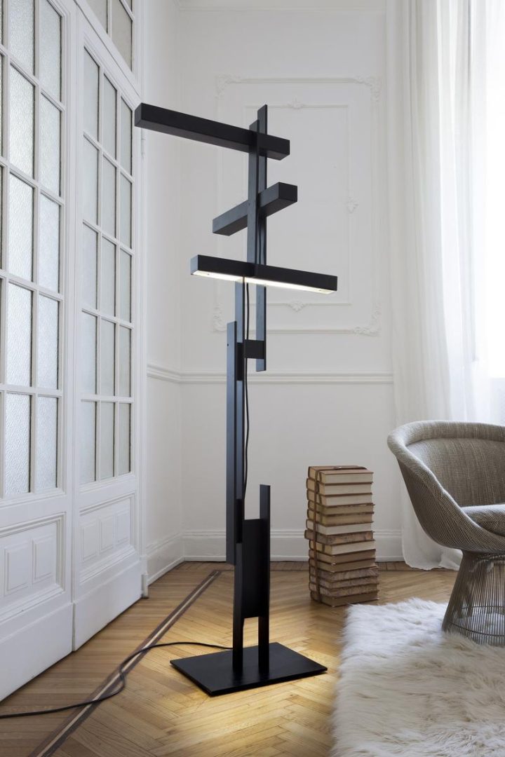 Las 376 Floor Lamp, Oluce