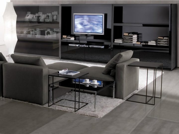 Leger Coffee Table, Minotti