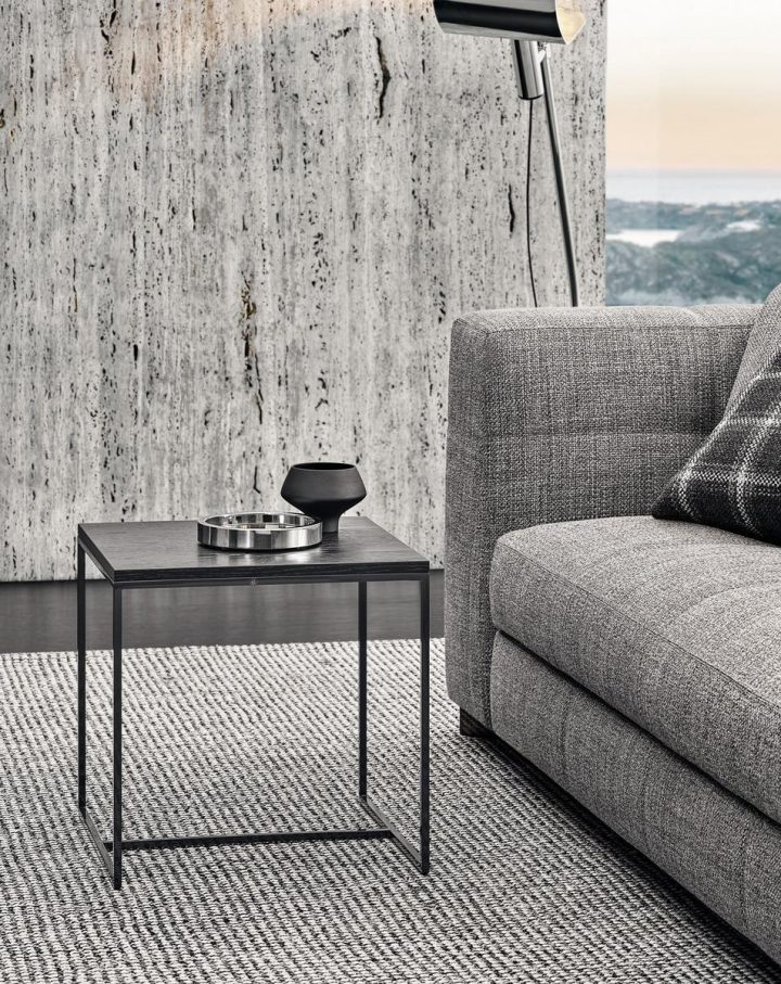 Liam Coffee Table, Minotti