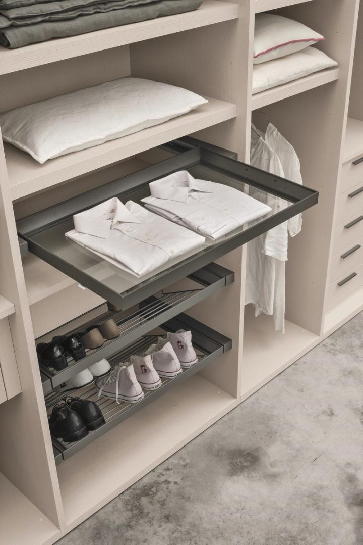 Logica Walk In Closet, Tomasella