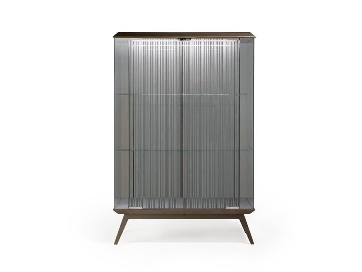 London Display Cabinet, Reflex