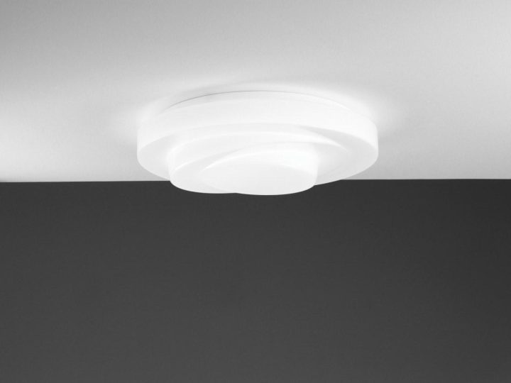 Loop Line P Pl32 Wall Lamp, Leucos