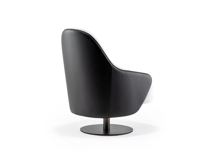 Ludwig Armchair, Reflex