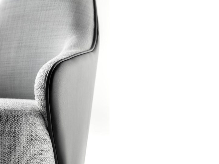 Ludwig Armchair, Reflex