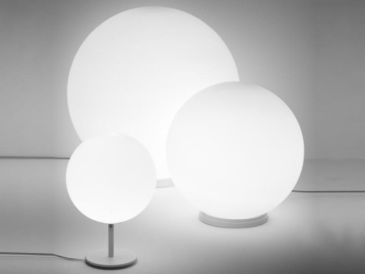 Lumi Sfera Table Lamp, Fabbian