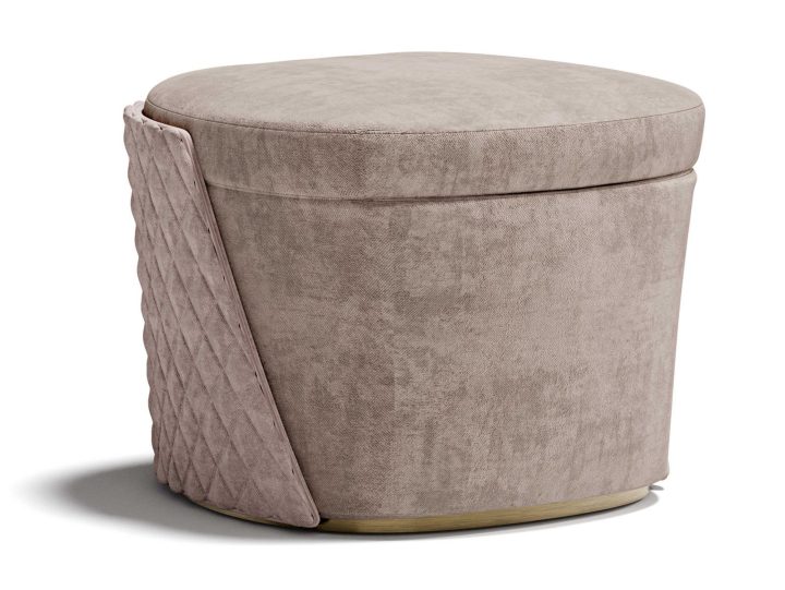 Majestic M Pouf, Capital Collection