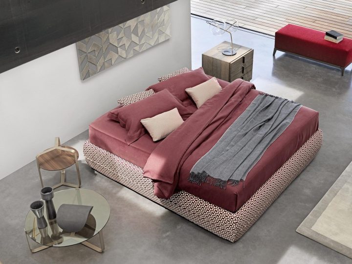 Mandarine Bed, Flou