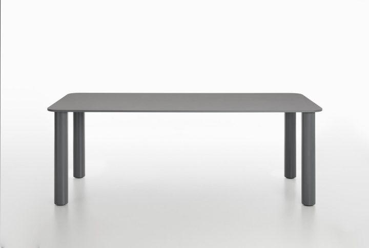 Marcuso 2530 Table, Zanotta