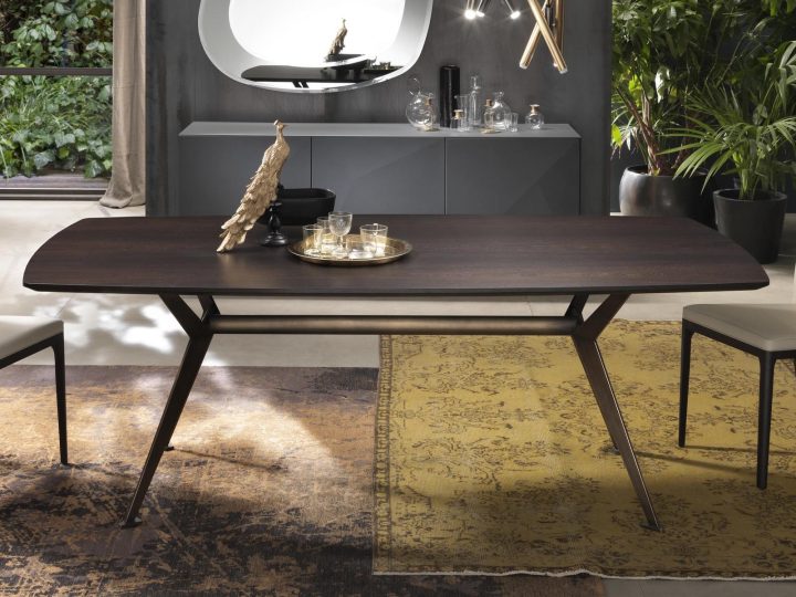 Master Table, Riflessi