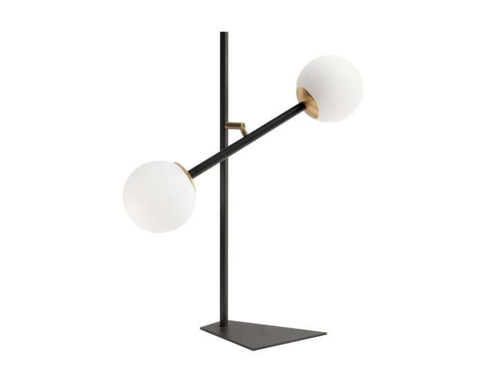 Meridian T Big Table Lamp, Riflessi