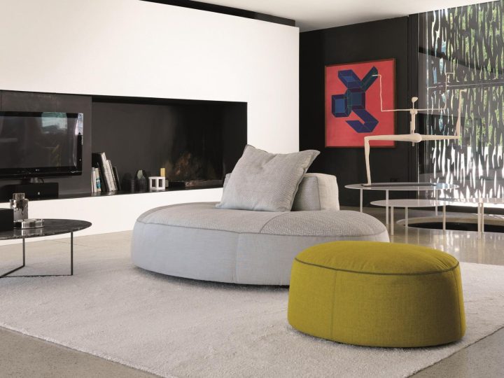 Milos Sofa, Desiree