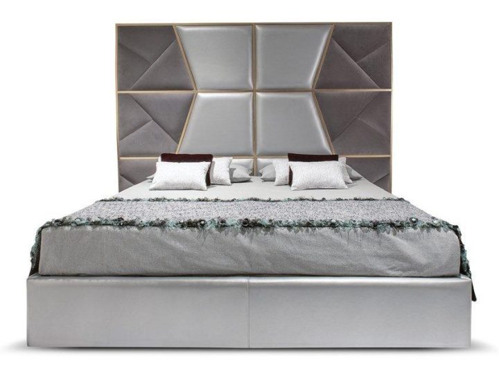 Mondrian Bed, Corte Zari