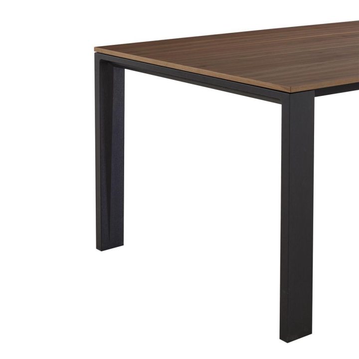 Naïa Table, Ligne Roset